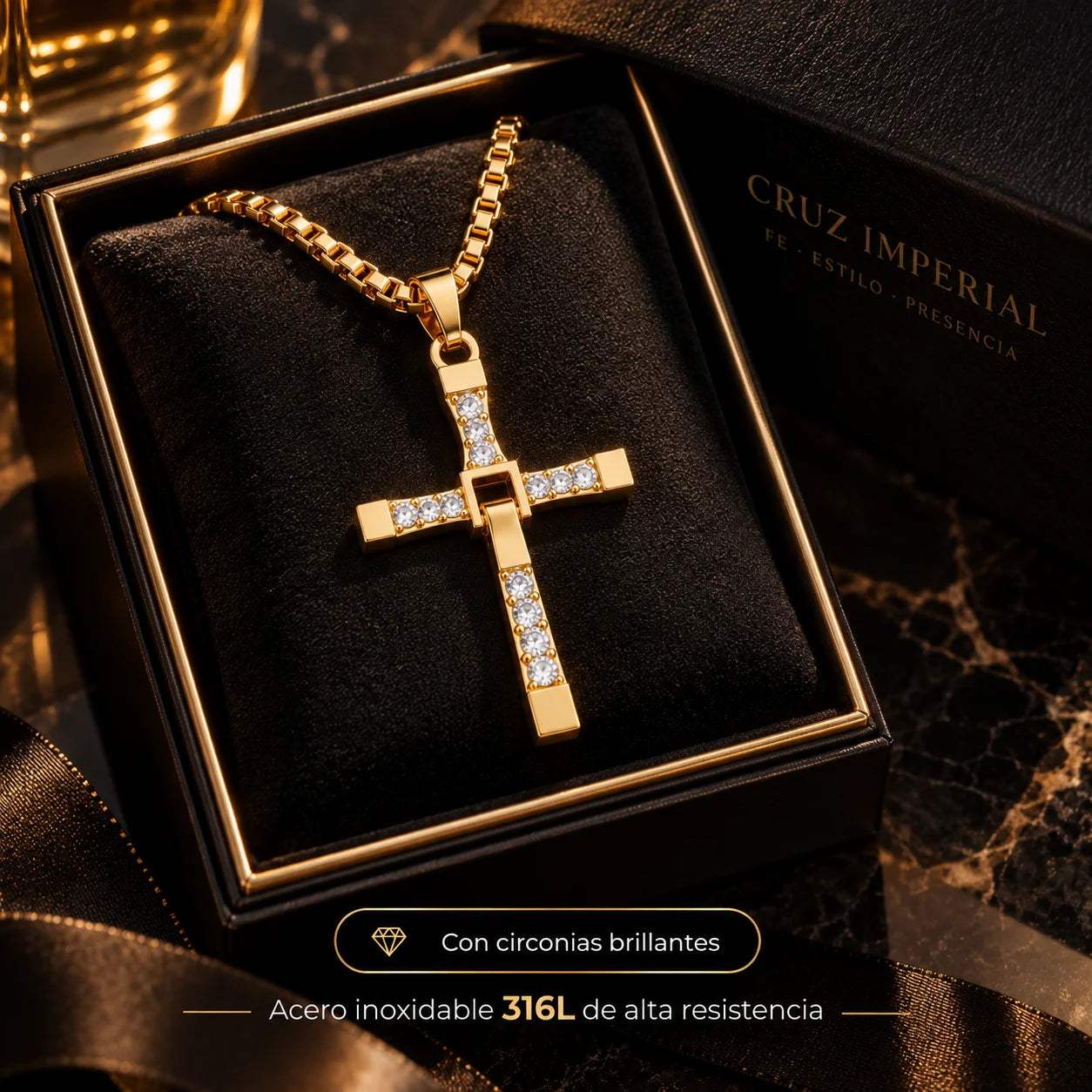 Cadena bañada en oro 18K con Cruz Imperial y circonias de alto brillo